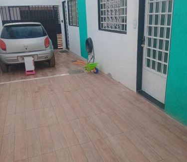 Novo Gama Casa | Micro-casa 2 Pedregal Novo Gama GO prox Valparaíso ideal p trabalho descanso e silêncio