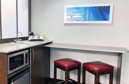 Michigan City Hotel | Microtel Inn & Suites by Wyndham Michigan City