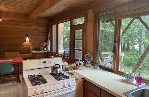 Center Harbor Casa | Encanto simple en Big Squam Lake.