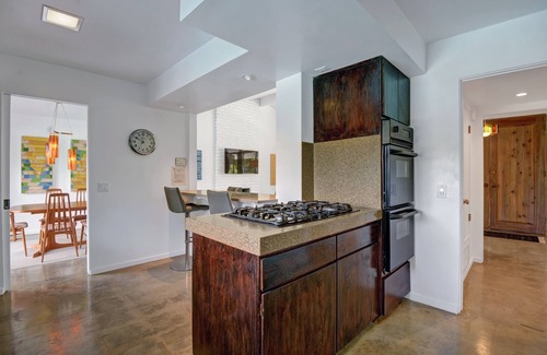 Palm Springs Casa | Encantador de mediados de siglo con piscina privada y patio trasero enorme: el número de identificación de la ciudad es 4091