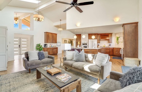 Westcliff and Cambridge Casa | 5000 SqFt Casa