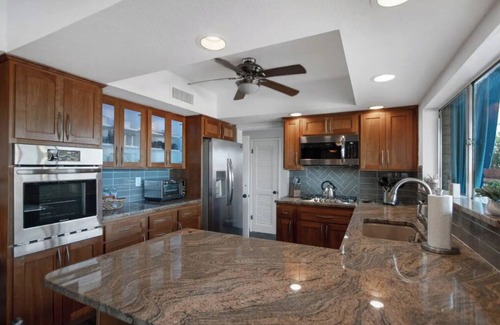 Moonridge Estates Casa | Mid century oasis with beautiful surroundings+ EV charger now available