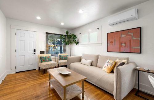 Normal Heights Apartamento | Mid-City 2BR Retreat Firepit Nights with Free Parking