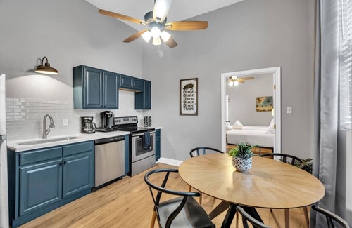 Mid-City Casa | Mid-City Spacious Shotgun | Live Like a Local