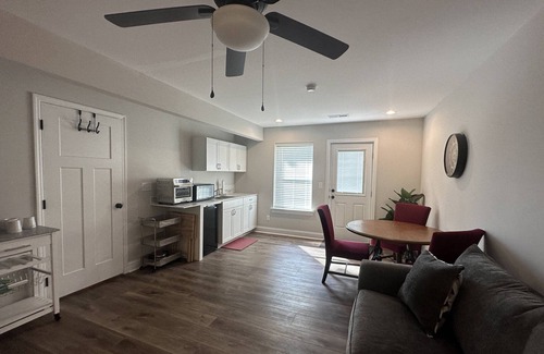 East Ridge Casa | Mid-term rental available - close to all attractions in the Greater Chattanooga and NW Georgia area