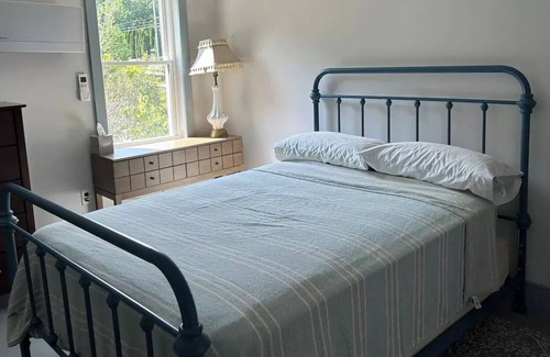 Stockton Springs Apartamento | Middle of Everywhere. 3 BR!