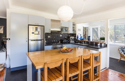 Culburra Beach Casa | Middle Sea - Pet Friendly - 5 Mins Walk to Beach