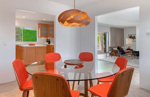 El Mirador Casa | Maravilla de mediados de siglo - 1/3 acre! 4 habitaciones! ¡Piscina! ¡Spa! 2 chimeneas! Mtn. ¡Puntos de vista!