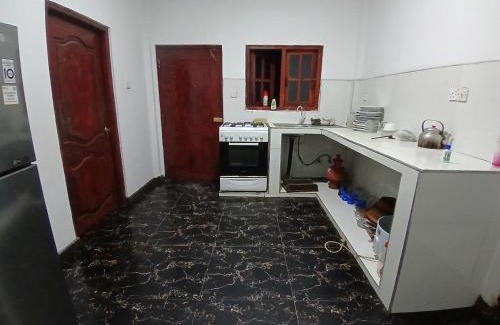 Hawa Eliya Casa | Midnight Oasis