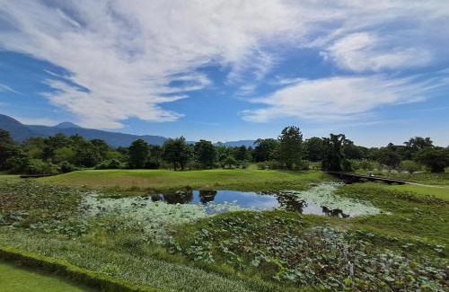 Sarika Apartamento | MIDST 2 ROYAL HILLS GOLF COURSE AND SPA