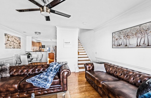 Atlantic Station Area Casa | Midtown/Atlantic Station 3 Bedroom Luxury Townhouse- Free Parking- Fast Wifi