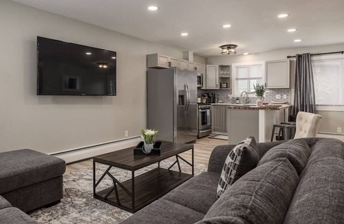 Campbell Park Casa | Midtown Charming 3 Bed Gem