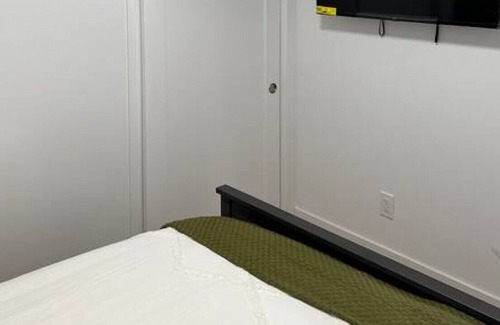 Midtown Sacramento Apartamento | Midtown Mid-Century Brand NEW