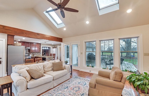 Frankfort Casa | Midway Home on 22 Acres Near Bourbon Trail!