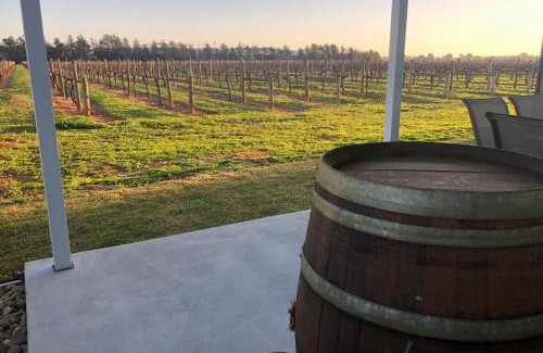 Milawa Casa | Milawa Vineyard Views - Guesthouse 1