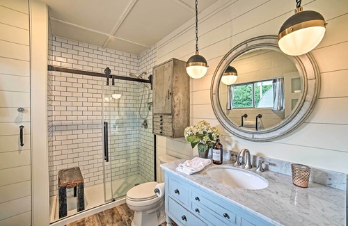 Everett Apartamento | 'Milk Parlor' A Vintage-Chic Country Retreat