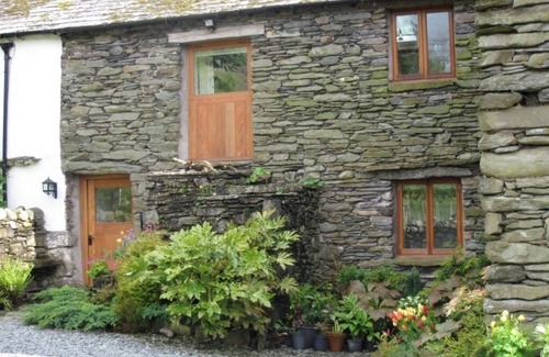Glenridding Cabaña | HARTSOP MILL COTTAGE, a cosy bijou hide-away surrounded by mountains