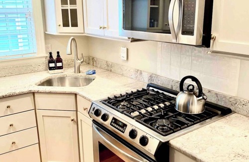 Williamsville Casa | Mill House 3 bedroom in Williamsville/Buffalo