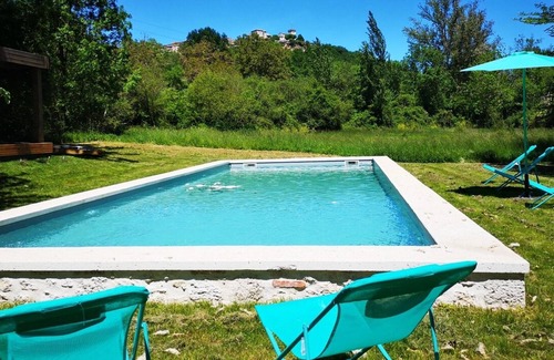 Roquecor Cabaña | 18º molino con 7 dormitorios, piscina, spa y juegos al aire libre en el campo
