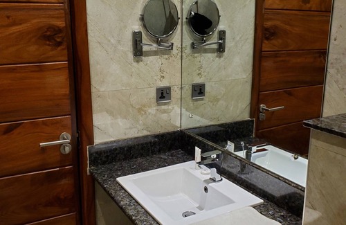 Central Kampala Hotel | Millennium Terrace Hotel