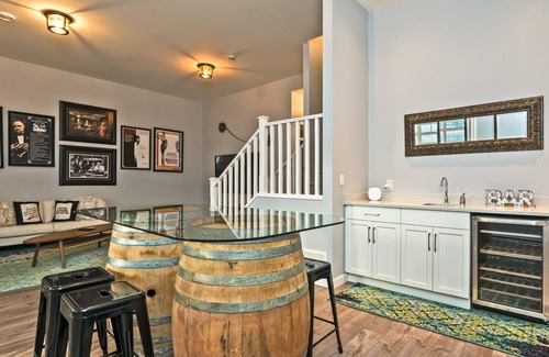 Okanagan-Similkameen Casa | Million Dollar Views! Private Hot Tub - Boat Slip! Golf Car (with fee)