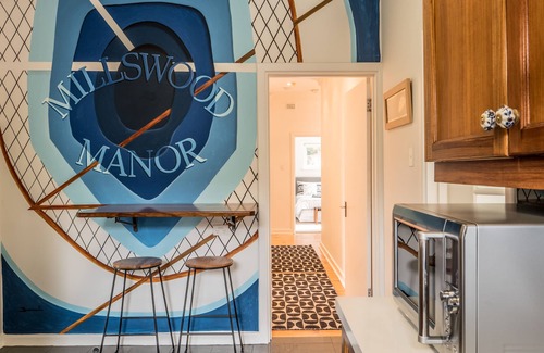 Millswood Casa | Millswood Manor - Casa de personajes