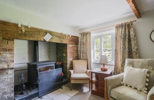 Axminster Casa | Millwater Cottage