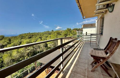 Canyelles Casa | Mima house with a view and Pool by HLCLUB Agency