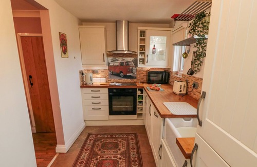 Hinderwell Cabaña | MINER JACK'S, pet friendly, with open fire in Staithes