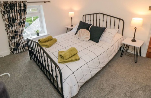 Hinderwell Cabaña | MINER JACK'S, pet friendly, with open fire in Staithes