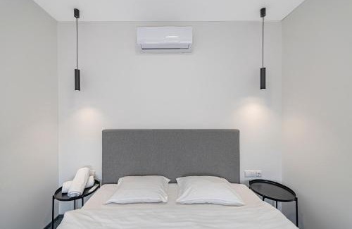 Liberty Avenue Apartamento | Mini Loft 1 BD Apt by Domvia