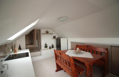 Zarnesti Apartamento | Mini Vacanta La Munte