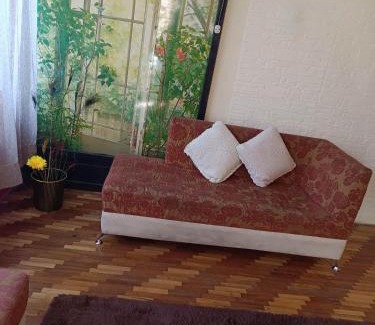 Parroquia Celiano Monge Apartamento | Minidepartamento central en Ambato, para 1 a 8 personas en 3 Camas y un colchon