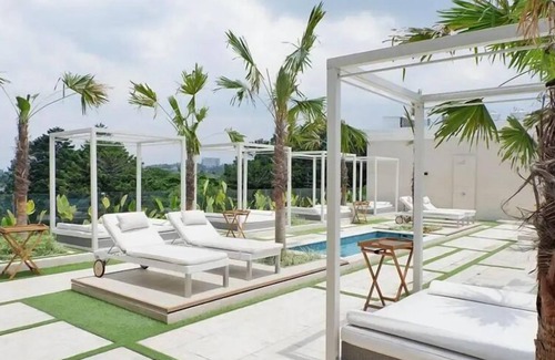 Hegarmanah Apartamento | Minimalist and Cozy Studio at Apartment Art Deco