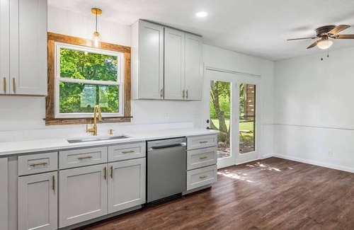 Winston - Salem Casa | Minimalist Stay