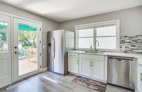Golden Valley Casa | Minneapolis Home: Mins From US Bank Stadium & More