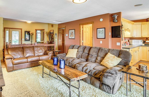 Pequot Lakes Cabina | Minnesota Family Home on Sibley Lake!