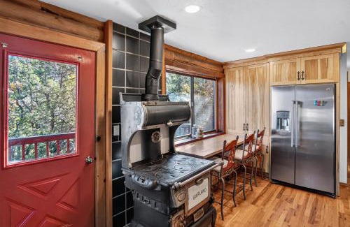 Prescott Casa | Minnie Mine Cabin Retreat cabin