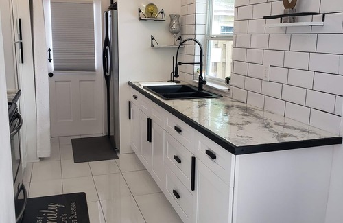 Davie Casa | Mins away from Hard Rock Casino 3/2 W/pool& Gameroom FLL/MIA