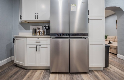 Clearwater Casa | Mins to Beach + Pool Game Room + Sleeps 10