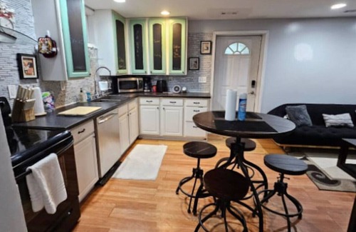 Fredericksburg Apartamento | Mins To Hospitals Apartment BBQ Grill 65in TV