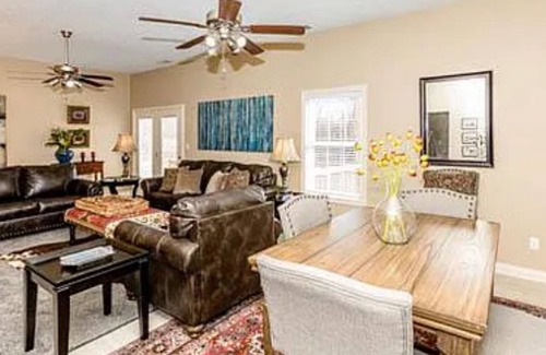 Frankfort Casa | Minutes away from major interstate with three bedrooms, three baths,