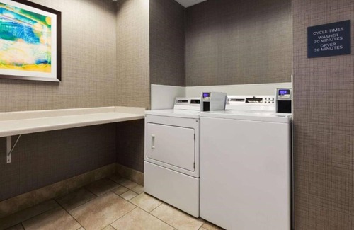 Maple Grove Casa | Minutes from I-494 in Maple Grove