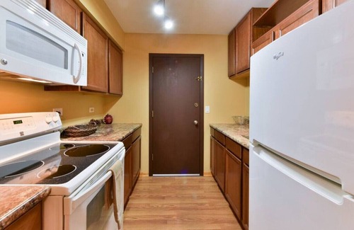 O'Hare Apartamento | Minutes from O`Hare | Safe Neighborhood | Parking