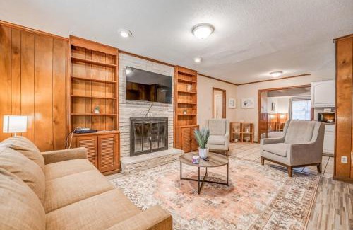 Memphis Casa | Minutes from the Airport - Wonderful Warrington
