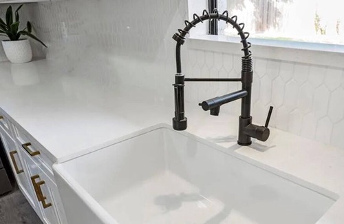 Westbury Casa | Minutes to Texas Med Center - Rice University - Museum District