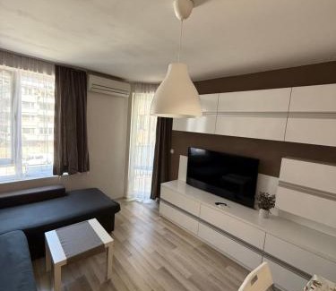 Varna Apartamento | "Mir" cozy apt.