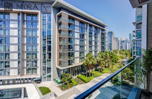 Garhoud Apartamento | Mira Holiday Homes - Luxury 2 bedroom in Bluewaters with stunning view