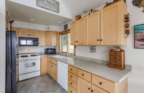 Round Pond Casa | Miracle place