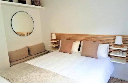 Almadraba-Canyelles Apartamento | MIRADOR I, Moderno y luminoso apartamento con espectaculares vistas al mar y a la playa de Canyelles Petites. - ES-258-77